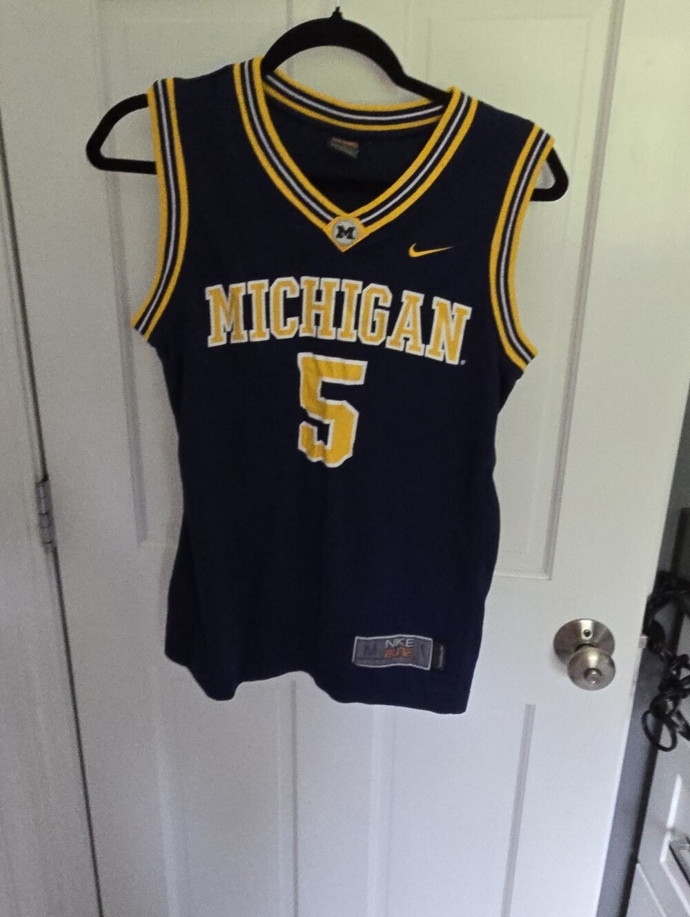 Vintage Nike Navy and Yellow Michigan #5 Basketball Jersey